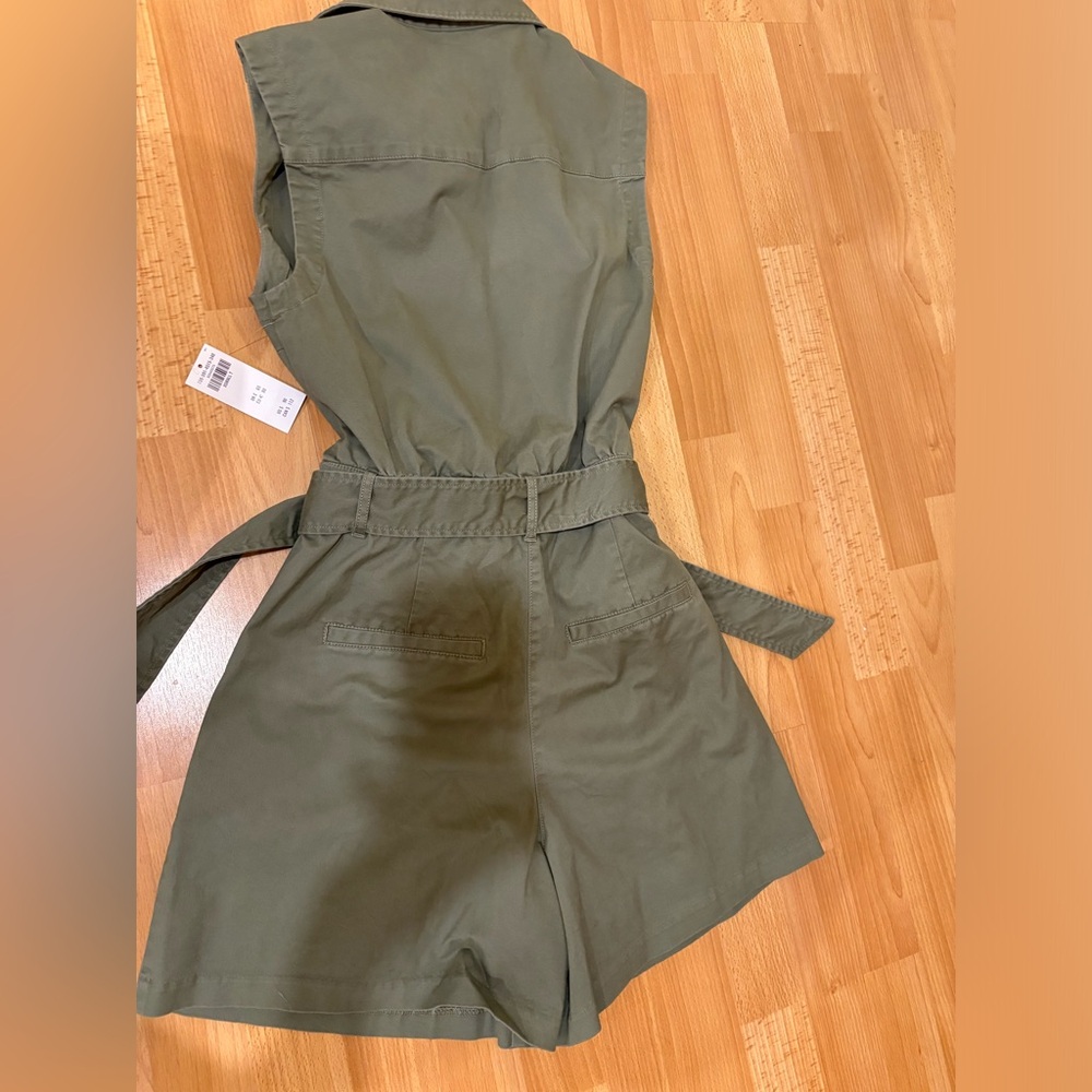 Abercrombie Sleeveless Olive Green Button-Up Romper - Picture 3 of 5